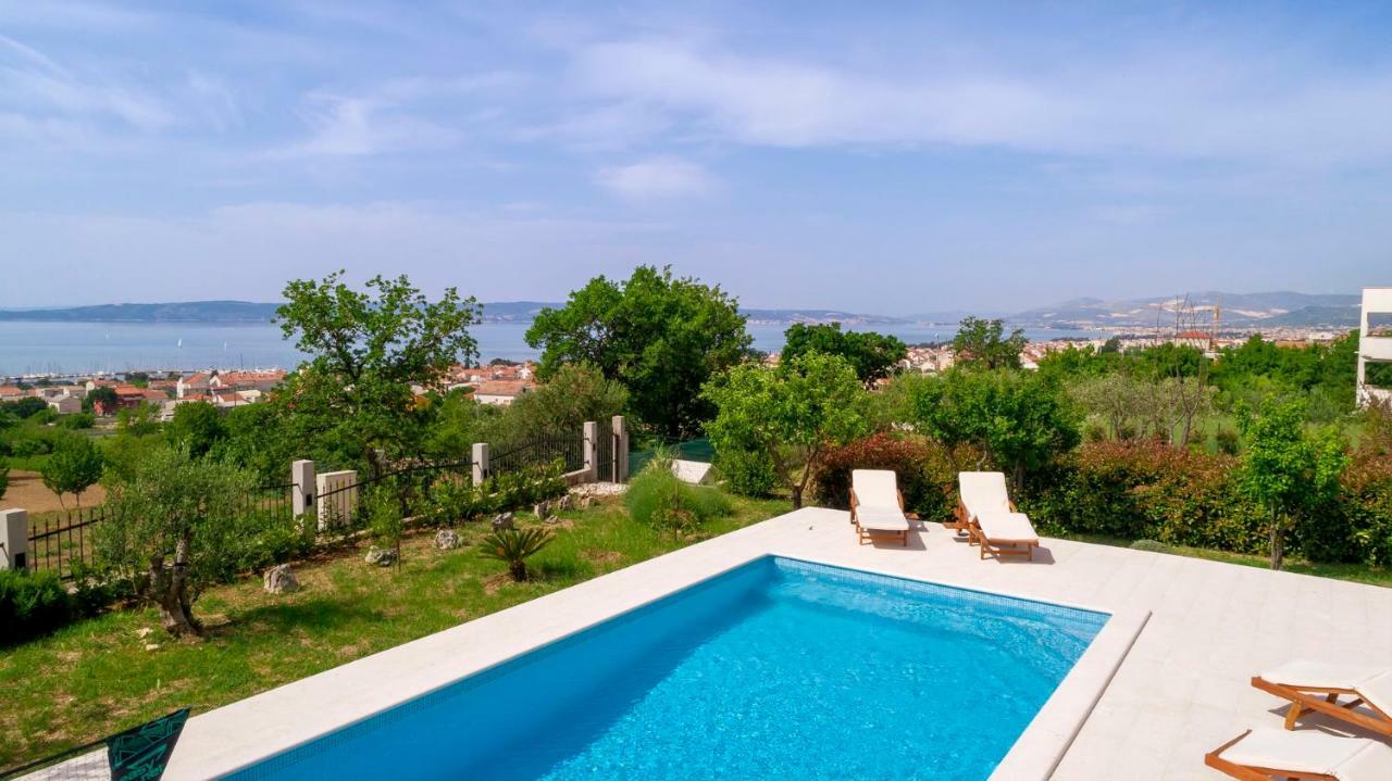 Luxury Villa Castrum Kastela Luaran gambar